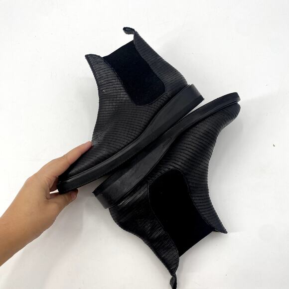 Coclico 38 Black Textured Chelsea Dena Boots - Picture 6 of 7